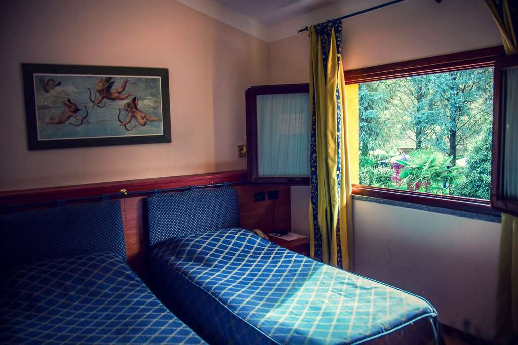 Hotel Ristorante La Perla Varallo Pombia Chambre photo